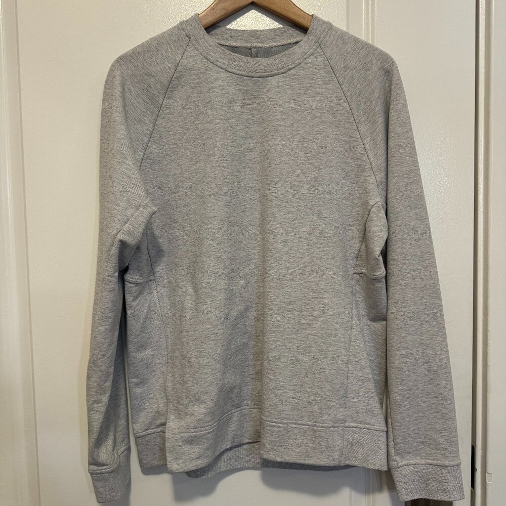 Lululemon Gray/Silver Crewneck - Medium